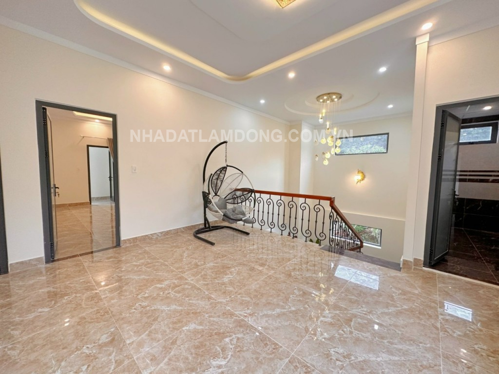 Bán Biệt Thự Sân Vườn 1,2 Hecta Tại Mê Linh Đà Lạt
