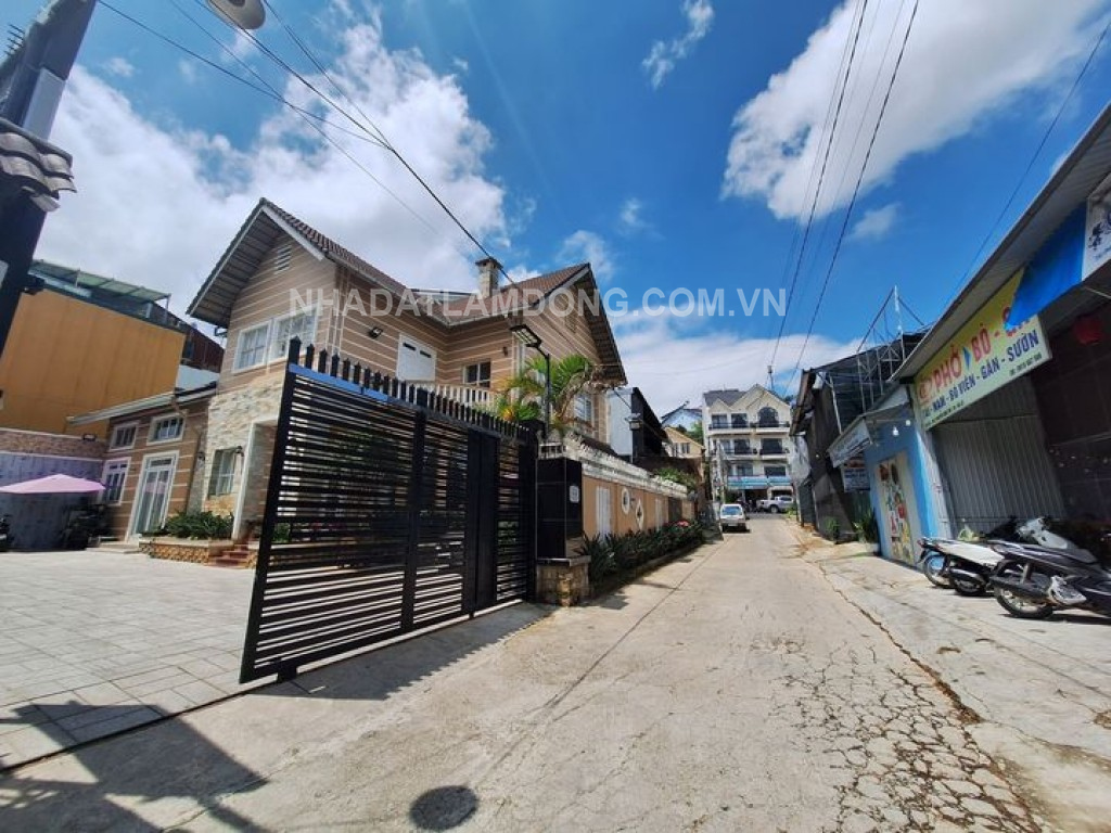 ĐẤT LỚN NGAY TRUNG TÂM GẦN NGÃ NĂM ĐẠI HỌC, P8, ĐÀ LẠT