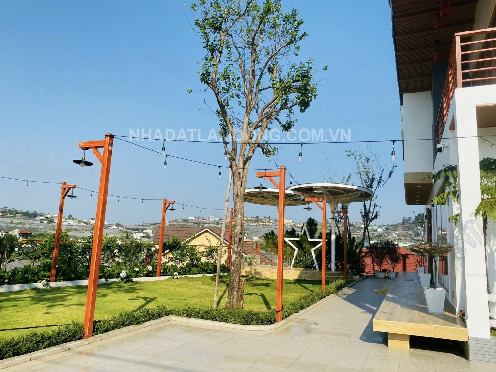 Villa phong cách Nhật Bản rộng hơn 700m2 tại Nam Hồ P11 Đà Lạt